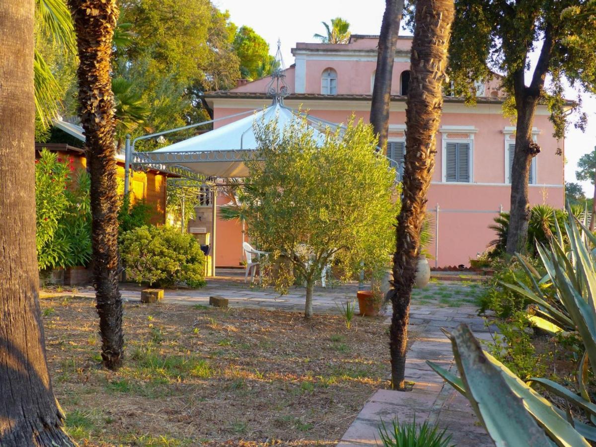 Villa Delle Palme - Goelba Capo D'arco Exterior foto